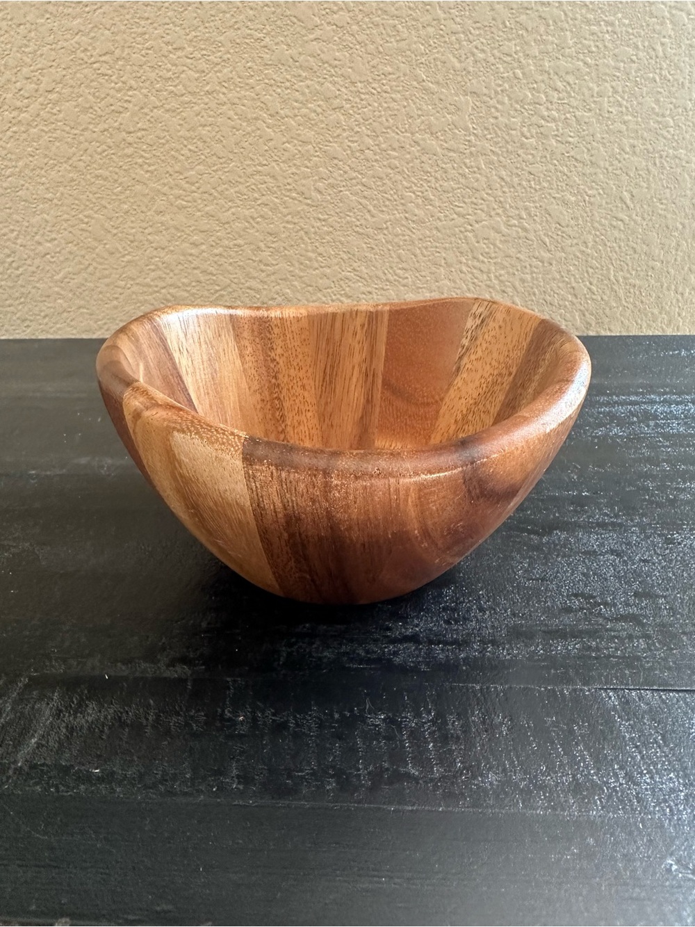 Lipper International Acacia Wood Wave Rim 7” Salad Bowl. Set of 6